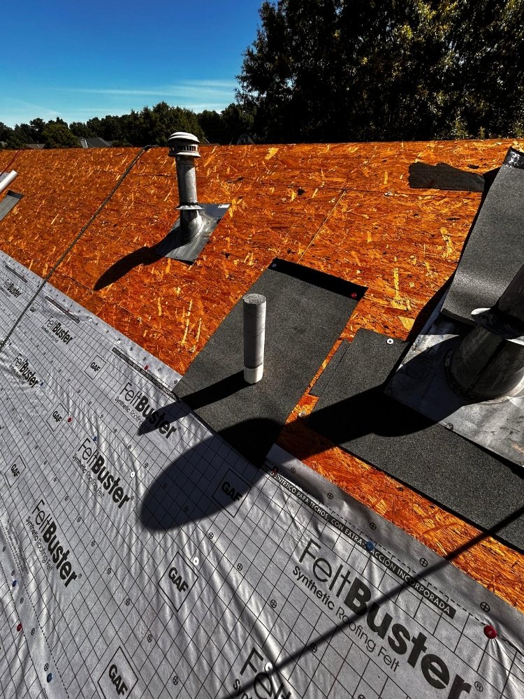 Slide of Luna Construction