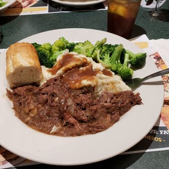 Metro Diner - Beef tips. Very good beef and mashed potatoes. The broccoli was boring. Not much flavor but who needs veggies with a meal like this? - American Near Me - Fredericksburg, Virginia Metro Diner - Beef tips. Very good beef and mashed potatoes. The broccoli was boring. Not much flavor but who needs veggies with a meal like this? - American Near Me - Fredericksburg, Virginia