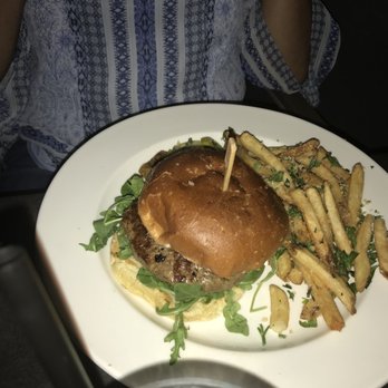 Yard House - New American Near Me - Orlando, Florida