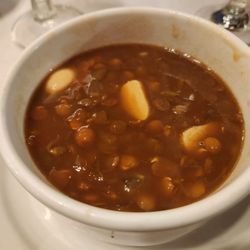 La Maison Grecque - Greek Lentil soup. Plenty of garlic.