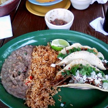 Lupe Tortilla Mexican Restaurant - Barbacos Baby! W/Beans N Rice - Mexican Near Me - Webster, Texas