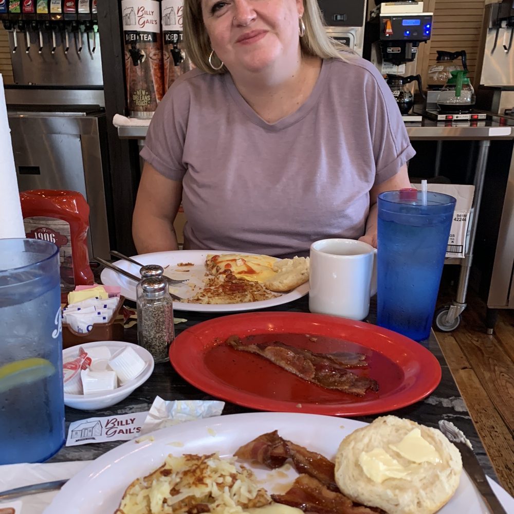 Billy Gail's - Half of 5 egg special omelette with hash browns and biscuit - American Near Me - Branson, Missouri Billy Gail's - Half of 5 egg special omelette with hash browns and biscuit - American Near Me - Branson, Missouri