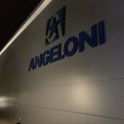 Supermercado Angeloni - Outside sign
