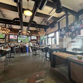 Boon Street Market - Inside - Cocktail Bars Near Me - Narragansett, Rhode Island Boon Street Market - Inside - Cocktail Bars Near Me - Narragansett, Rhode Island