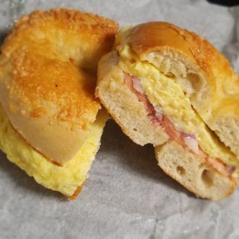 City Bagel and Cafe - Eggs & nova bagel sandwhich - Cafes Near Me - Sandy Springs, Georgia