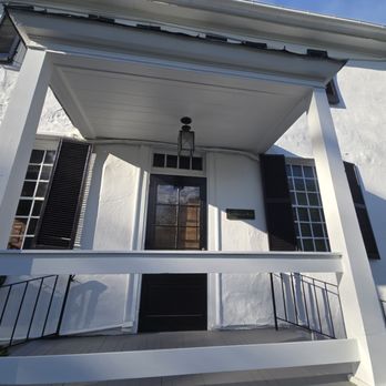 Hunter's Head Tavern - New American Near Me - Upperville, Virginia