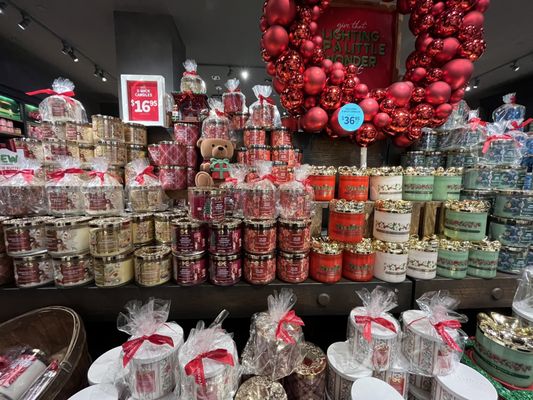 レビン　bath&body works まとめ売り Bath & Body Works, 21880 Hawthorne Blvd, Ste 324B, Torrance, CA