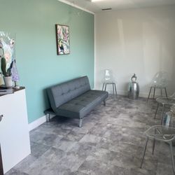 Rio Brazilian Waxing by Sheyla - Inside waiting area