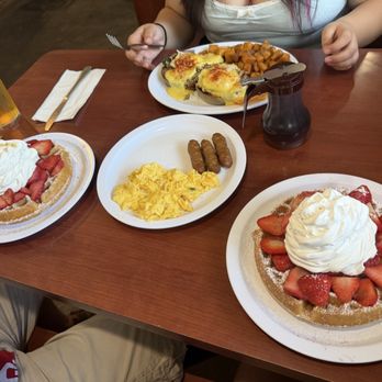 Eggs 'n Things - Waikiki Beach Eggspress - Our breakfast. - Breakfast & Brunch Near Me - Honolulu, Hawaii Eggs 'n Things - Waikiki Beach Eggspress - Our breakfast. - Breakfast & Brunch Near Me - Honolulu, Hawaii