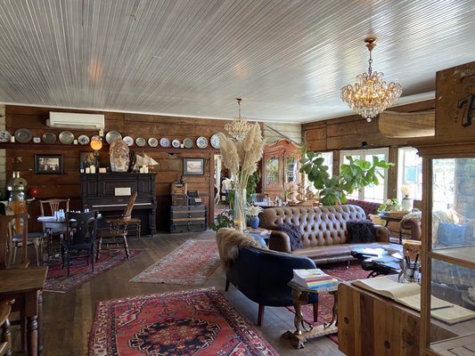 Tokeland Hotel by null