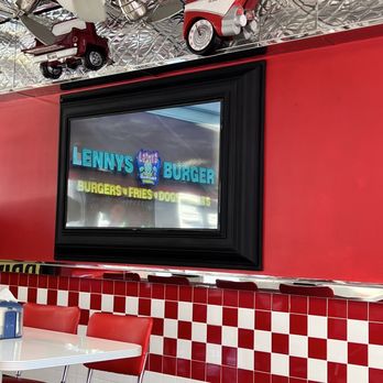 Lennys Burger - Decor - Burgers Near Me - Phoenix, Arizona Lennys Burger - Decor - Burgers Near Me - Phoenix, Arizona