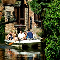 Canterbury Historic River Tours