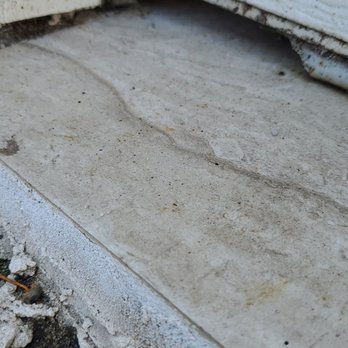 EM Pest Control - Making repairs on your garage and home doors will help keep rodents from making a home in yours. - Pest Control Near Me - Uniondale, New York EM Pest Control - Making repairs on your garage and home doors will help keep rodents from making a home in yours. - Pest Control Near Me - Uniondale, New York