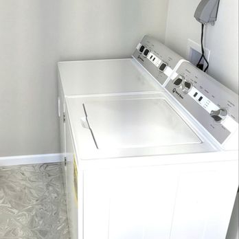 Snyder Diamond - Speed Queen Washer TC5003WN Speed Queen Gas Dryer DC5004WG ShinePay for digital payment for washing and drying in an apartment complex. - Appliances Near Me - Van Nuys, California Snyder Diamond - Speed Queen Washer TC5003WN Speed Queen Gas Dryer DC5004WG ShinePay for digital payment for washing and drying in an apartment complex. - Appliances Near Me - Van Nuys, California