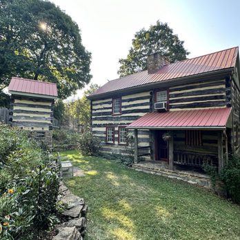 Oak Noggin Bed & Breakfast - Bed & Breakfast Near Me - Pittsburgh, Pennsylvania