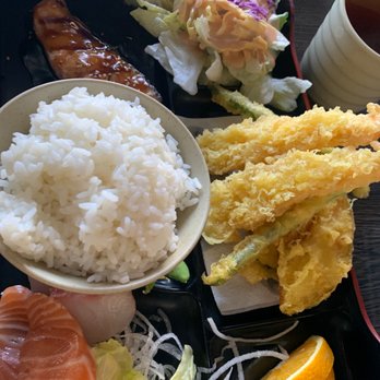 Mihana Restaurant - Salmon teriyaki bento - Japanese Near Me - Manteca, California Mihana Restaurant - Salmon teriyaki bento - Japanese Near Me - Manteca, California