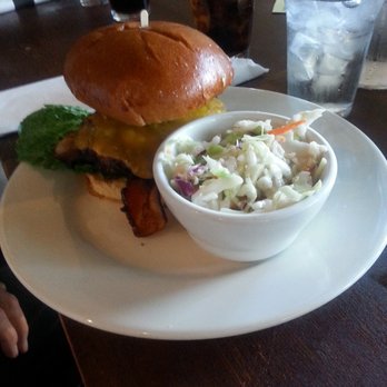 Slanted Tree Kitchen & Taproom - Burgers Near Me - Fairfield, California