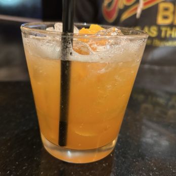 The Cheesecake Factory - Whiskey smash - American Near Me - Reno, Nevada