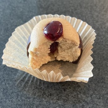 The Buckeye Lady - PB&J - Desserts Near Me - Columbus, Ohio