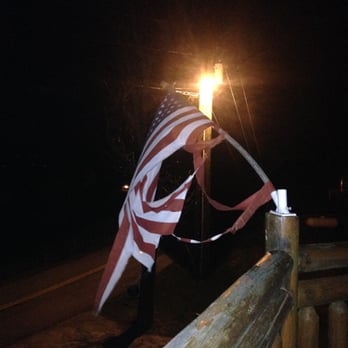 Colonial Properties - Is this the PROPER way to display our American flag!? - Property Management Near Me - Pigeon Forge, Tennessee Colonial Properties - Is this the PROPER way to display our American flag!? - Property Management Near Me - Pigeon Forge, Tennessee