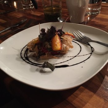 Harvest Beat - Heirloom tomato with cauliflower mushrooms saute - Vegetarian Near Me - Seattle, Washington