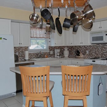 Lighthouse View - Kitchen - Vacation Rentals Near Me - Chincoteague Island, Virginia Lighthouse View - Kitchen - Vacation Rentals Near Me - Chincoteague Island, Virginia
