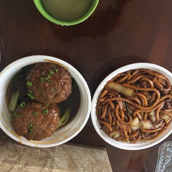 Wu' s Shanghai Dumpling - Lions head. Beef lo mein - Shanghainese Near Me - Edison, New Jersey Wu' s Shanghai Dumpling - Lions head. Beef lo mein - Shanghainese Near Me - Edison, New Jersey
