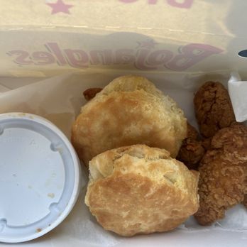 Bojangles - 2 Biscuits? And not the amount of tenders I ordered. And no sauce either - Fast Food Near Me - Darlington, South Carolina Bojangles - 2 Biscuits? And not the amount of tenders I ordered. And no sauce either - Fast Food Near Me - Darlington, South Carolina