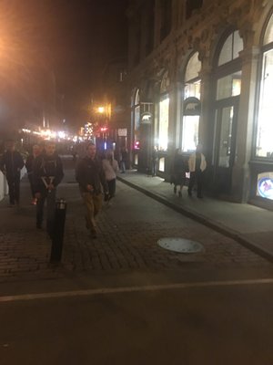 Rue St-Paul Ouest by null