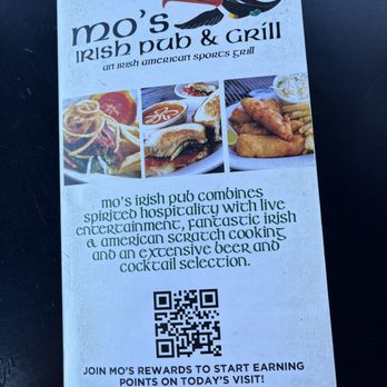 Mo's Irish Pub - Irish Near Me - Wauwatosa, Wisconsin