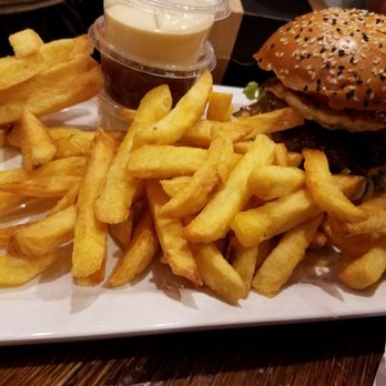 Burger Bar - Wagyu Beef Burger - Burgers Near Me - Amsterdam, New Hampshire