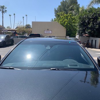 911 Windshield Repair & Replacement - Windshield Installation & Repair Near Me - Orange, California
