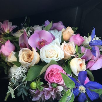 Twigs and Thyme - Beautiful arrangement from Twigs and Thyme! - Florists Near Me - Beverly Hills, California Twigs and Thyme - Beautiful arrangement from Twigs and Thyme! - Florists Near Me - Beverly Hills, California