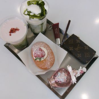 Memorylook - Matcha Latte Strawberry Matcha - Coffee & Tea Near Me - Los Angeles, California Memorylook - Matcha Latte Strawberry Matcha - Coffee & Tea Near Me - Los Angeles, California