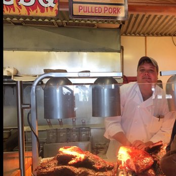 Cole's Bar-B-Q - Barbeque Near Me - Fairfield, Texas