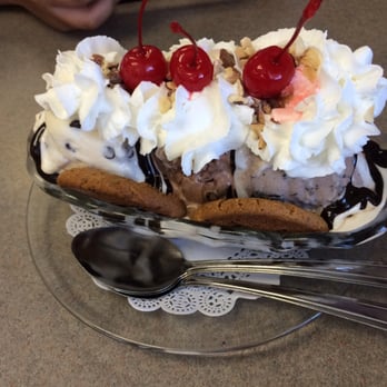 Ice Cream - The Cookie Monster. With three people and we were so full there was left over!! - Ice Cream & Frozen Yogurt Near Me - Modesto, California