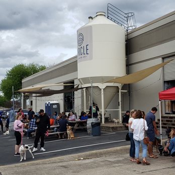 Hopsquad Brewing - Breweries Near Me - Austin, Texas