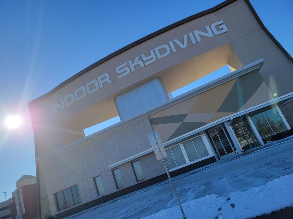 IFLY INDOOR SKYDIVING KANSAS CITY 53 Photos & 66 Reviews 10975