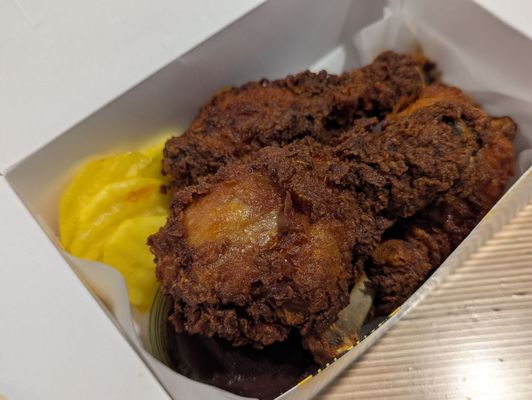Ma'ono Fried Chicken by null