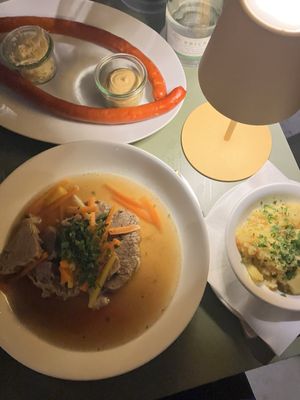 Alt Wiener Gaststätte Beim Czaak by null