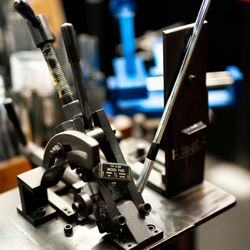 Bob Vansweden Golf - Mitchell iron loft&lie machine