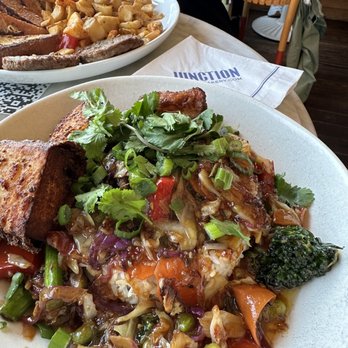 Junction Bakery & Bistro - Tofu Stir Fry - Breakfast & Brunch Near Me - Alexandria, Virginia