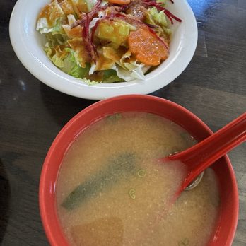Itto Sushi - Salad and miso soup - Korean Near Me - Jersey City, New Jersey Itto Sushi - Salad and miso soup - Korean Near Me - Jersey City, New Jersey