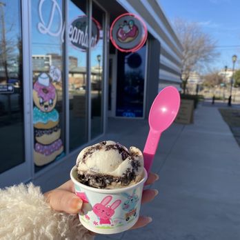 Dreamboat Donuts & Scoops - 1 Scoop of Cookies n' Cream - Donuts Near Me - Fort Worth, Texas Dreamboat Donuts & Scoops - 1 Scoop of Cookies n' Cream - Donuts Near Me - Fort Worth, Texas