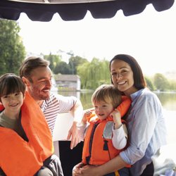 Chain O'Lakes Boat Rentals - Pontoon Boat Rental
