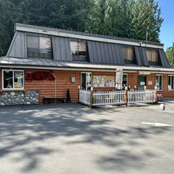 Port Susan Camping Club - Espresso & Laundromat