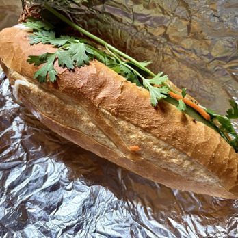 Banh Mi Paradise - Tofu sandwich - Vietnamese Near Me - Honolulu, Hawaii Banh Mi Paradise - Tofu sandwich - Vietnamese Near Me - Honolulu, Hawaii