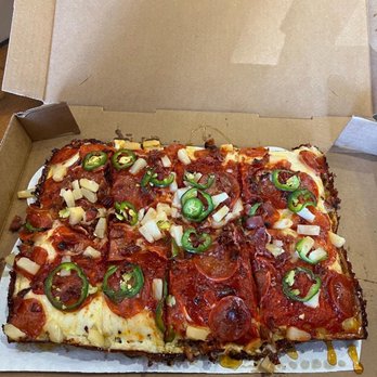 99 Craft Pizza - Large Spicy Hawaiian Pizza. - Pizza Near Me - Fresno, California