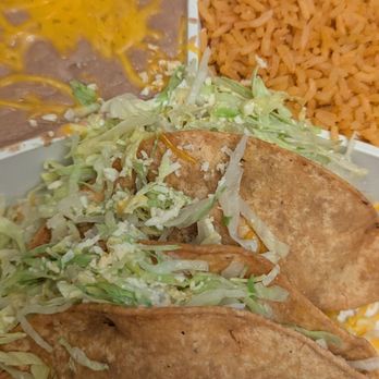 Roberto's Taco Shop - Rancho Bernardo - Beef tacos combo plate - Mexican Near Me - San Diego, California Roberto's Taco Shop - Rancho Bernardo - Beef tacos combo plate - Mexican Near Me - San Diego, California