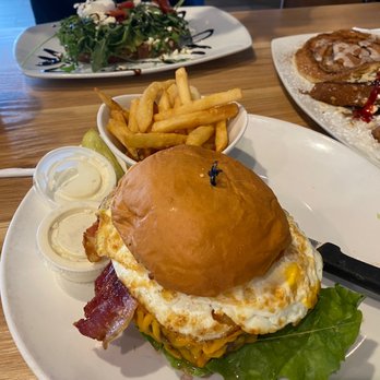 Broken Yolk Cafe - Breakfast burger - Breakfast & Brunch Near Me - Costa Mesa, California Broken Yolk Cafe - Breakfast burger - Breakfast & Brunch Near Me - Costa Mesa, California